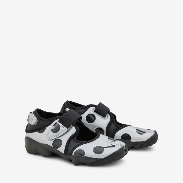 Women's Air Rift Black | Black | Metallic Silver Front