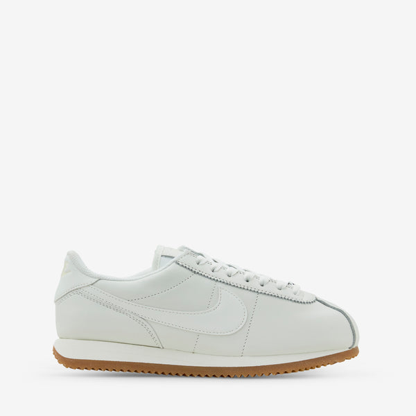 Women's Cortez SE Sail | Coconut Milk | Gum Medium Brown Footwear