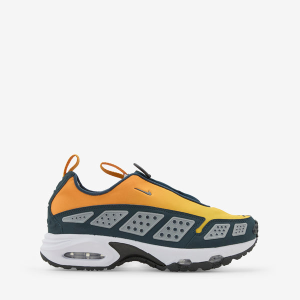 Women's Air Max SNDR Canyon Gold | Deep Ocean | Light Smoke Grey Footwear
