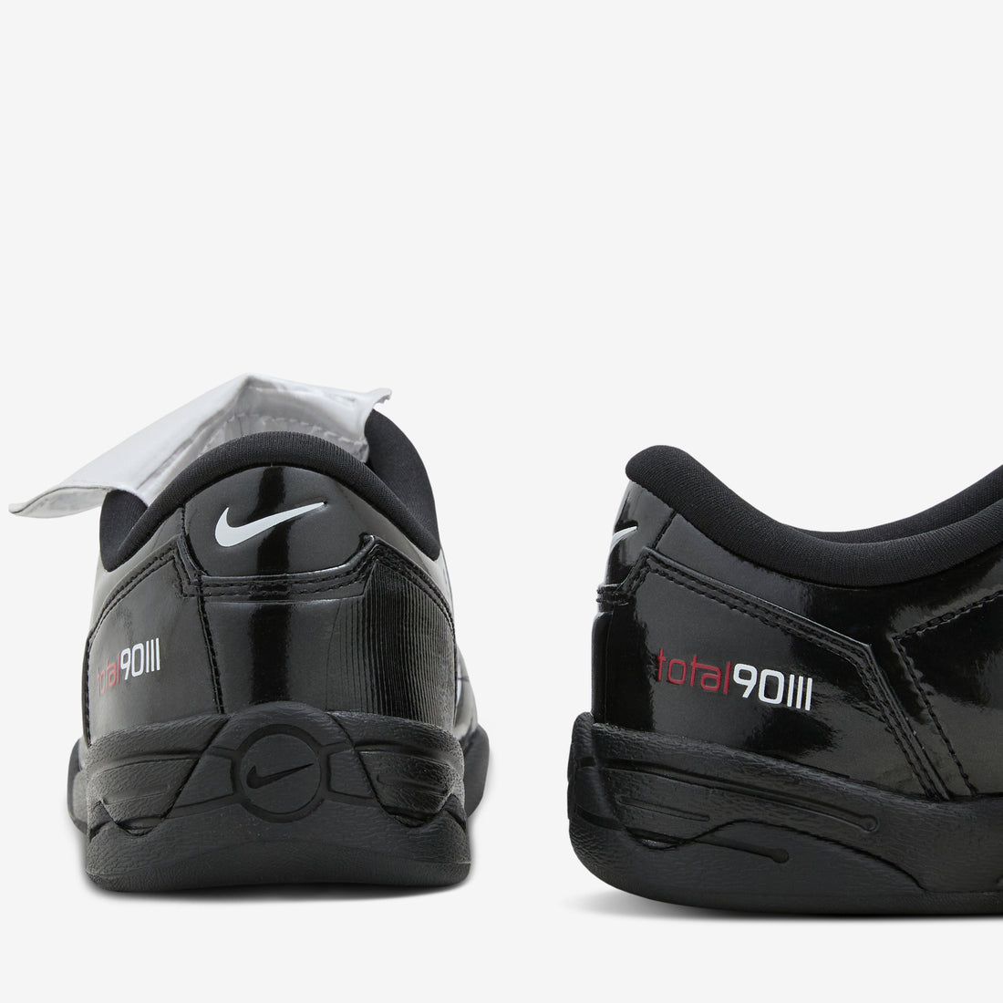 Women's Total 90 SE Black | White | University Red Footwear