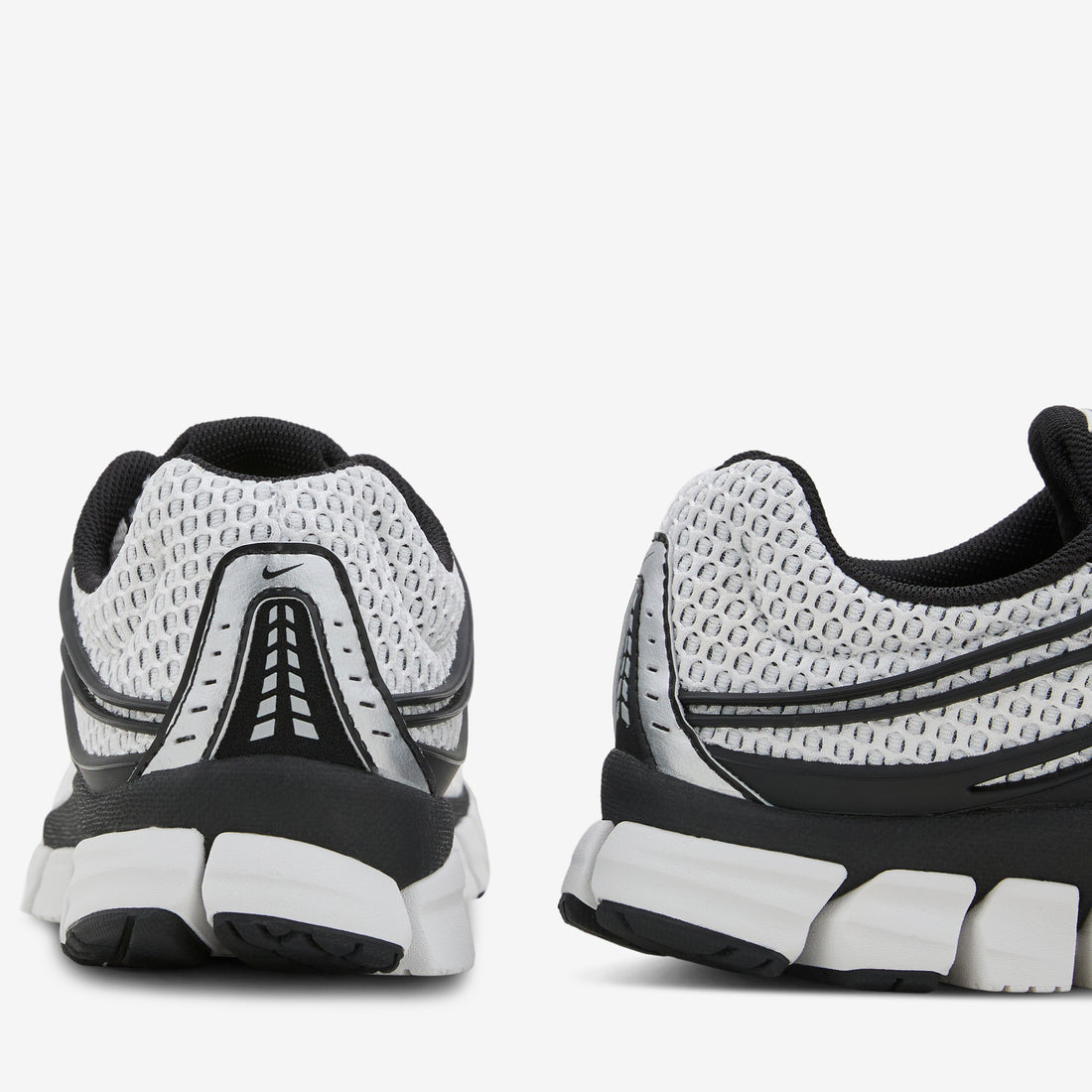 Zoom Skylon 11 Summit White | Metallic Silver | Black Footwear