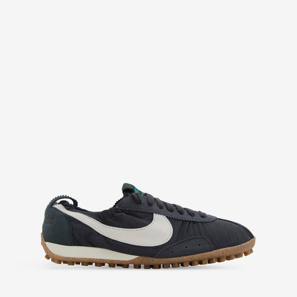 Jacquemus x Women's Moon Shoe SP Off Noir | Cashmere | Gum Light Brown Footwear