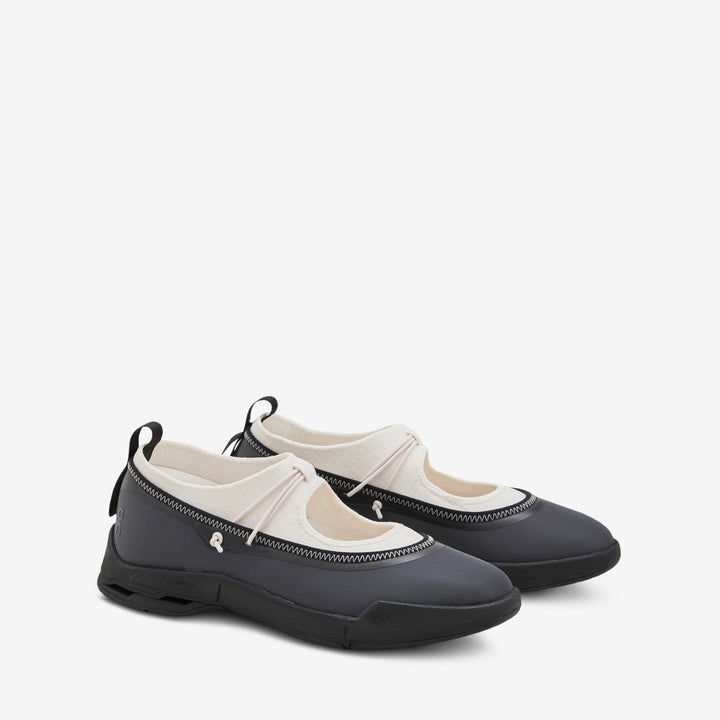 Women's Cloudnova Moon Mary Jane Black | Ivory Front