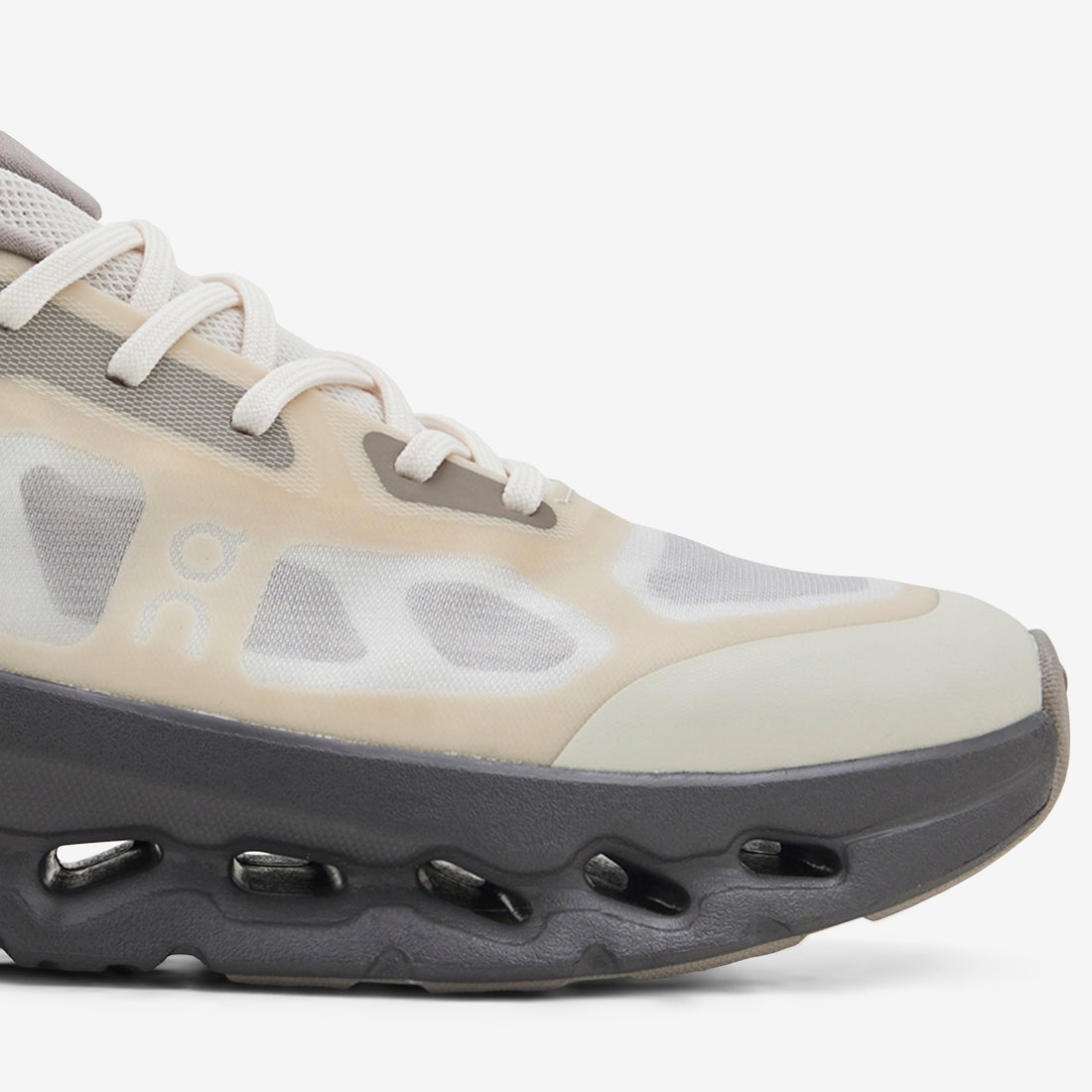 Cloudtilt Remix Dew | Pebble Footwear