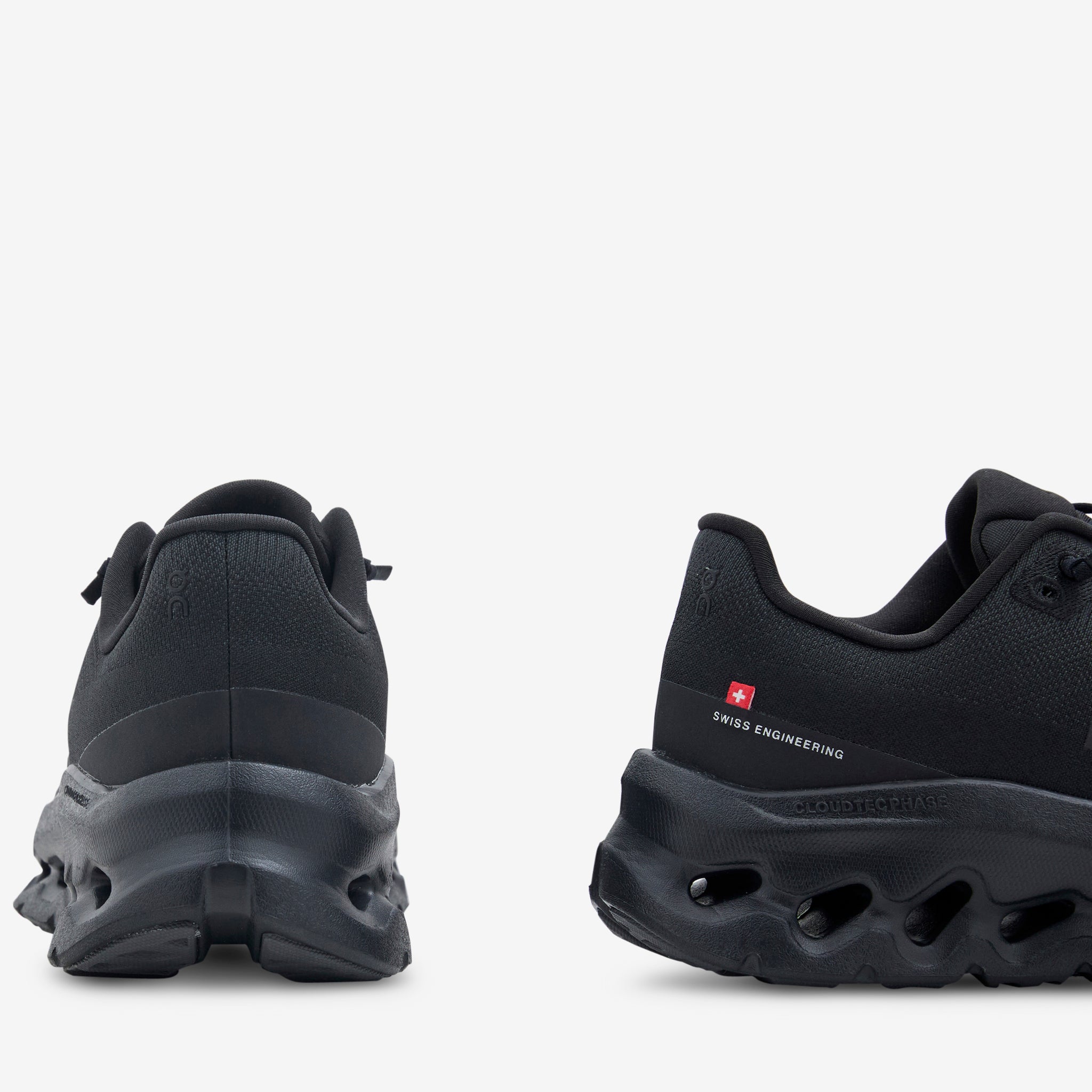 Women's Cloudtilt Eclipse | Black – Above The Clouds