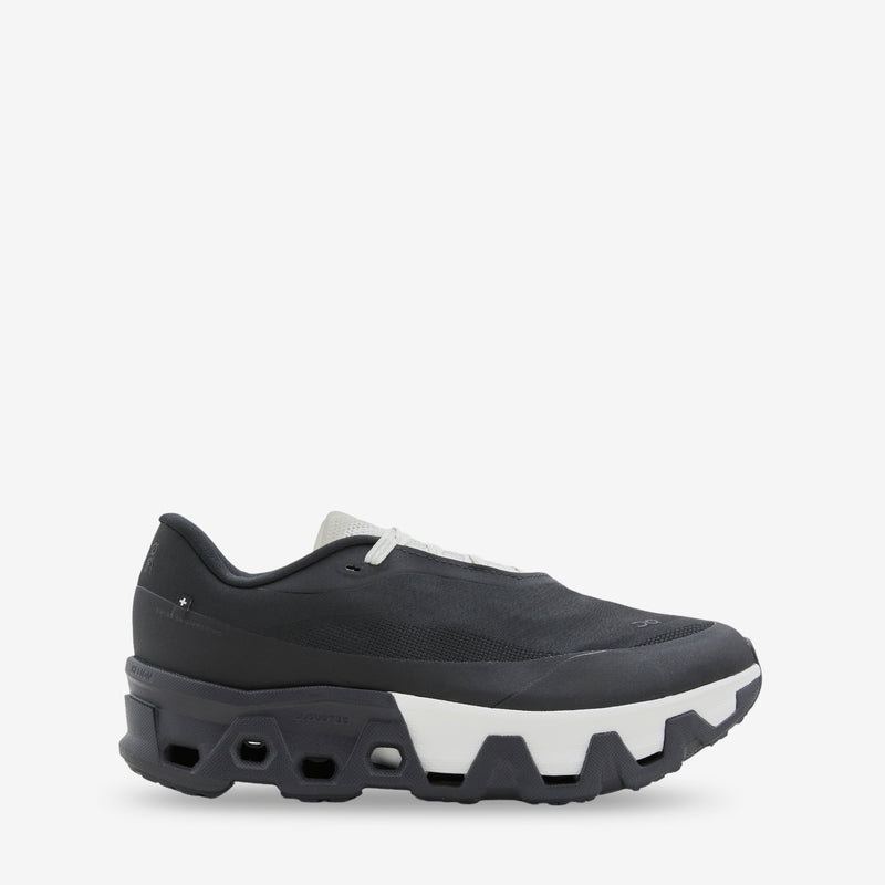 Post Archive Faction (PAF) x Women's Cloudmonster Hyper Black | Black Footwear