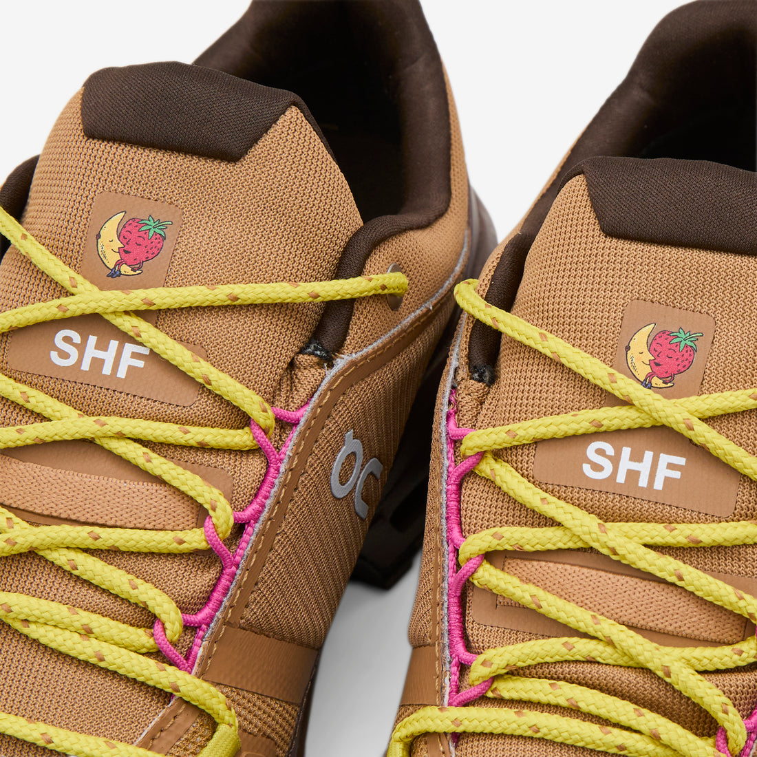 Sky High Farm x Women's Cloudrock Low Waterproof Sphinx | Chestnut Footwear