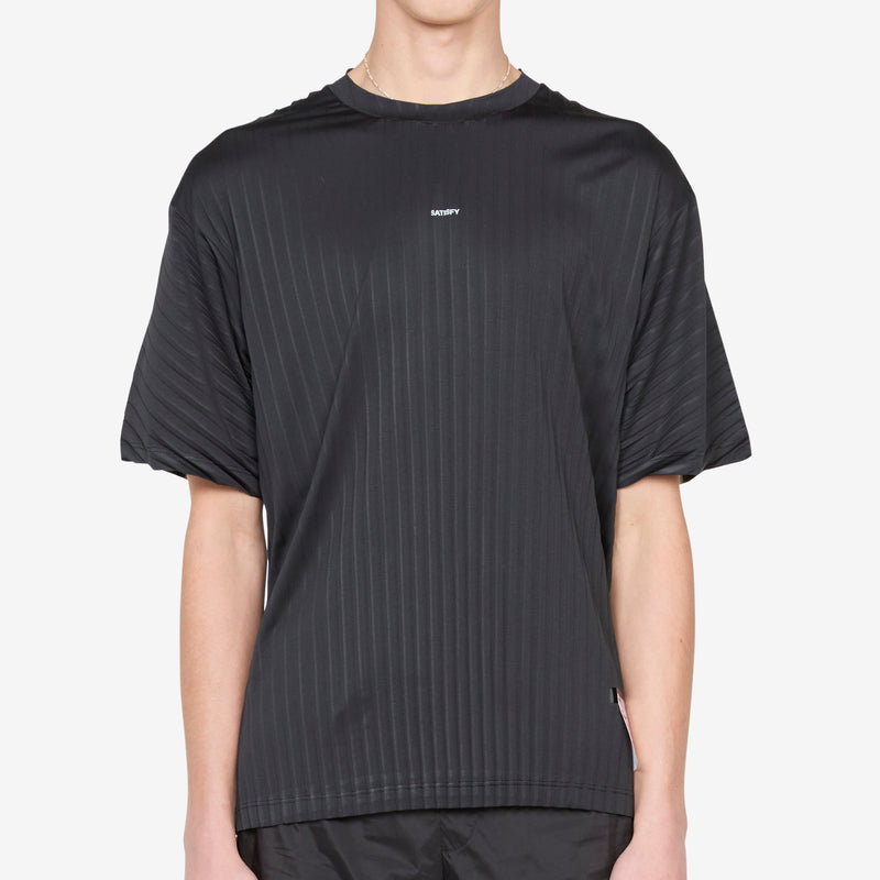 AuraLite™ Pleated T-Shirt Black Tees
