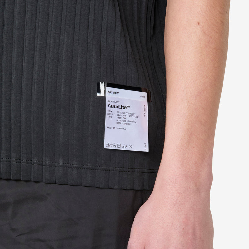 AuraLite™ Pleated T-Shirt Black Tees