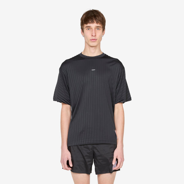 AuraLite™ Pleated T-Shirt Black Tees