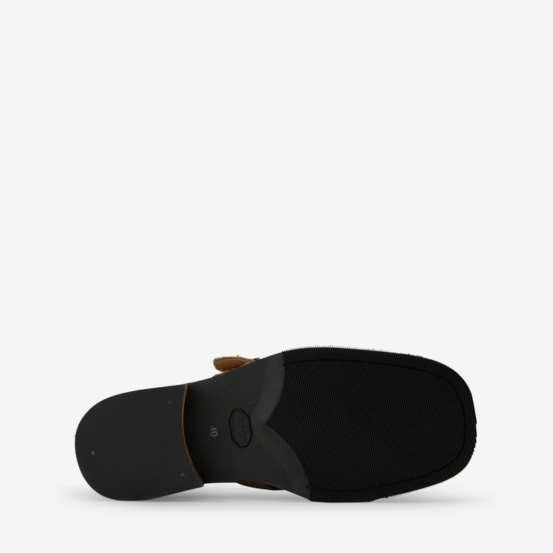 Camion Mule Petal Dance Rough Suede Footwear