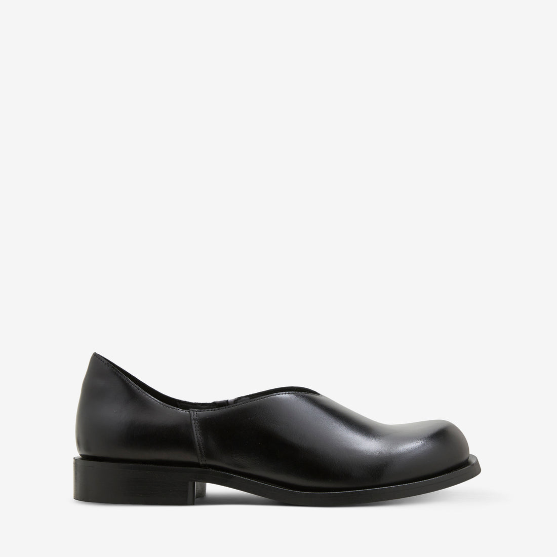 067 Clog Black Leather Footwear