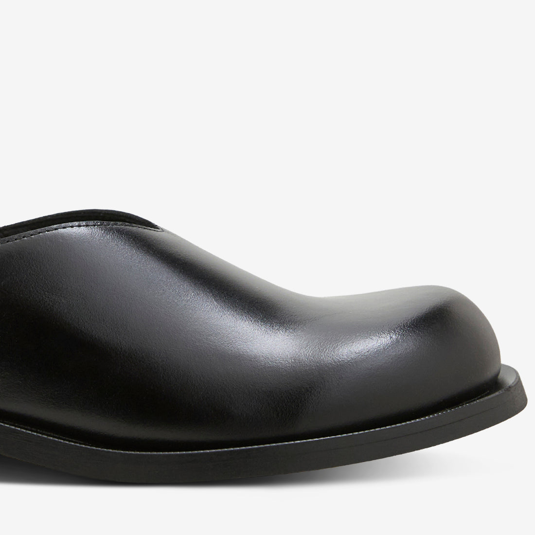 067 Clog Black Leather Footwear