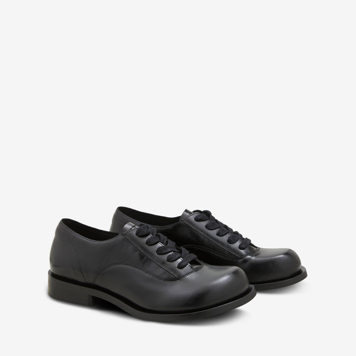 086 Derby Black Glazed Leather Front
