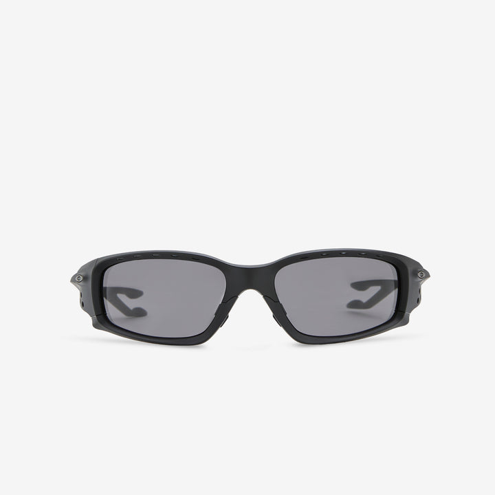 Plantaris SQ Matte Black | Prizm Grey Front