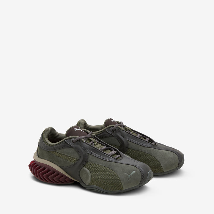 CELL GEO 1 Soft Grass | Puma Aged Silver Front