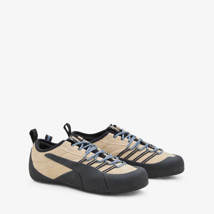 Klim Granola | PUMA Black Front