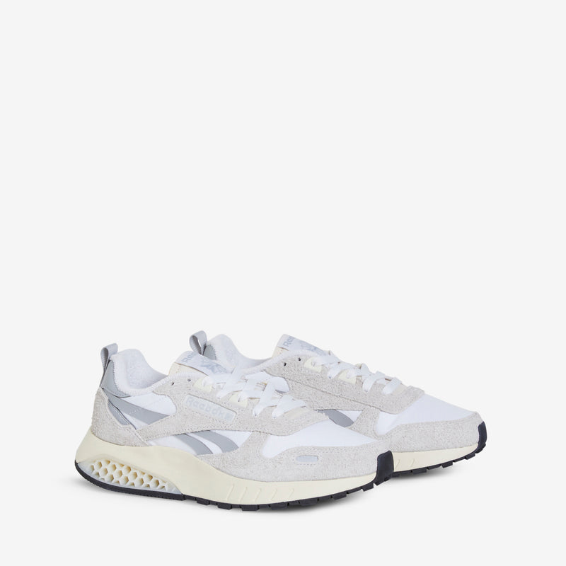 Reebok classic leather rm mens white 2024 leather athletic training shoe