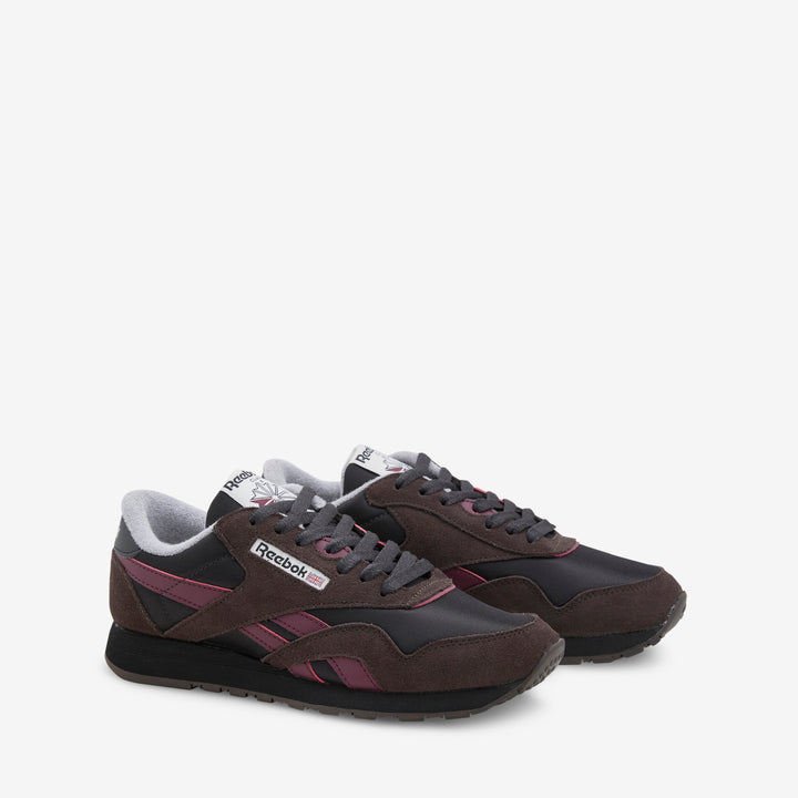 Classic Nylon Black | Washed Black | Black Cherry Front