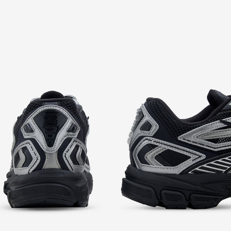 Premier Road Ultra Black Metallic Footwear