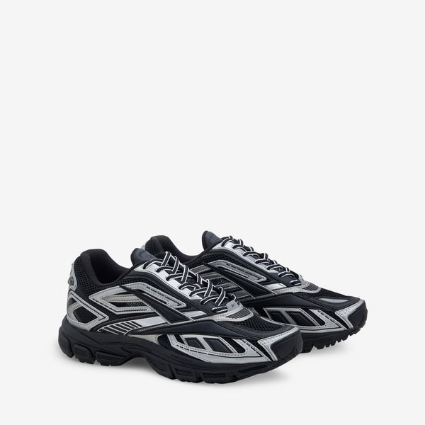 Premier Road Ultra Black Metallic Footwear