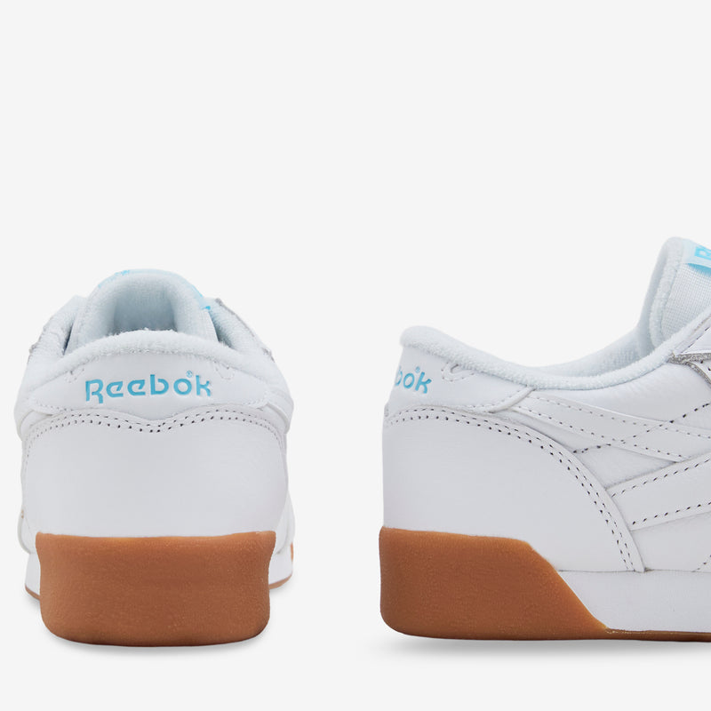 Freestyle Lo White | White | Gum Footwear