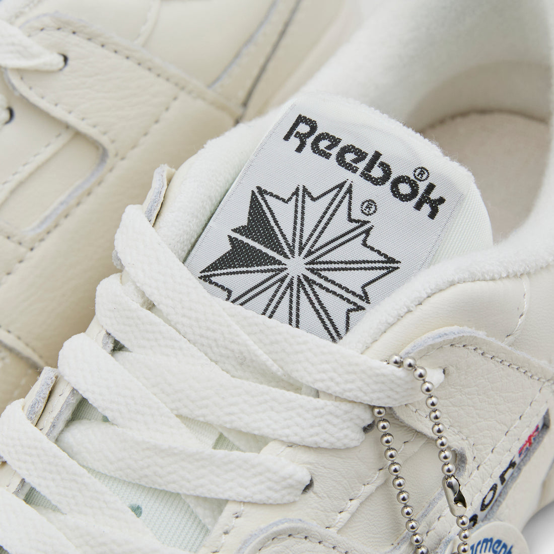 Workout Plus Chalk | Chalk | Black Footwear