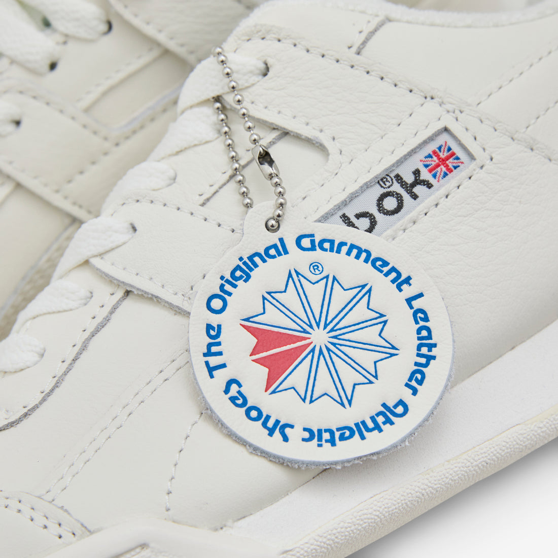 Workout Plus Chalk | Chalk | Black Footwear