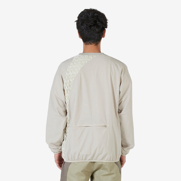 Ep.4 Synopsis 01 Warm Up Shirt Beige