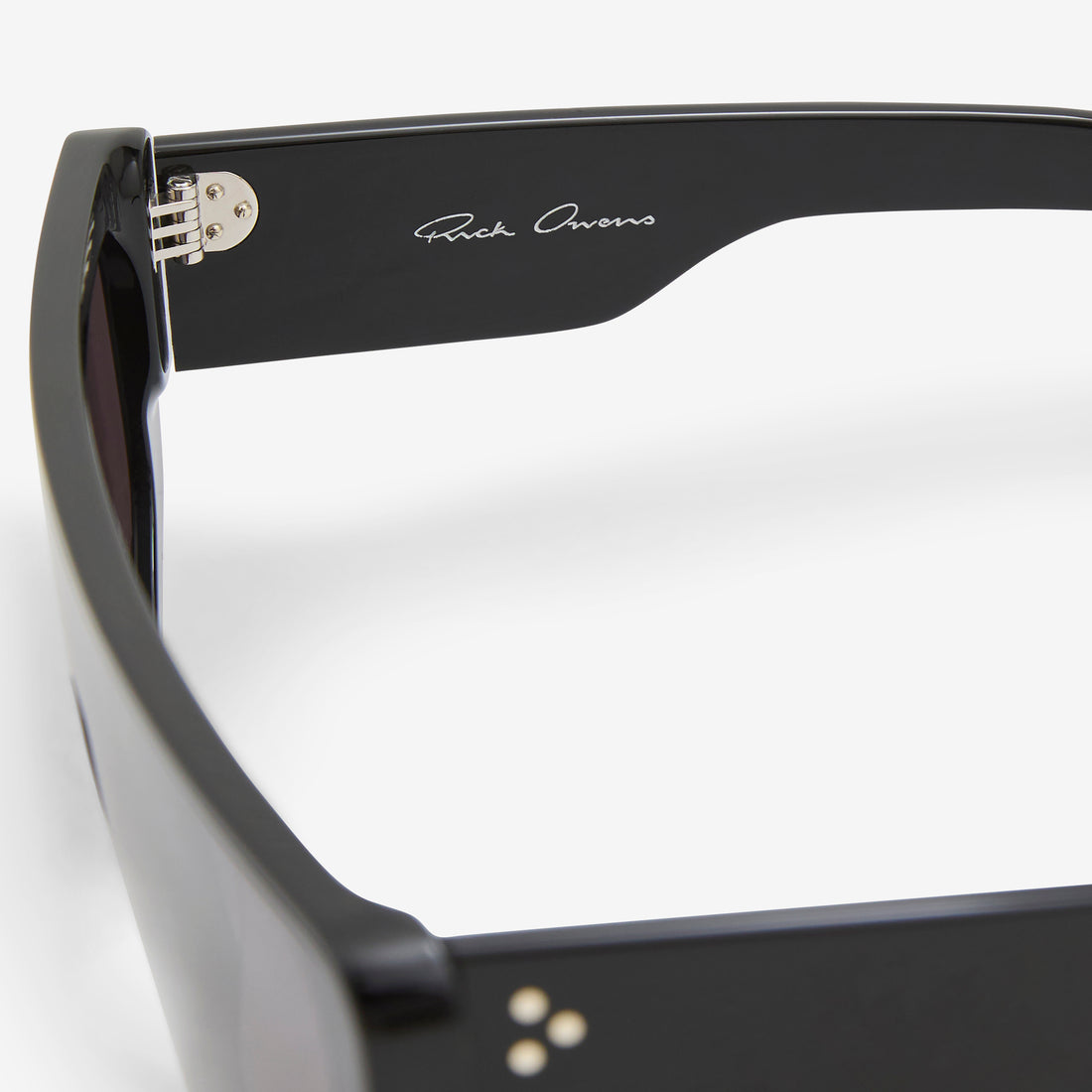 Performa Sunglasses Black Temple | Black Lens Eyewear