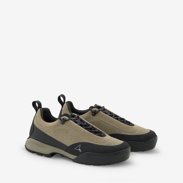 Cingino Sand | Black Footwear