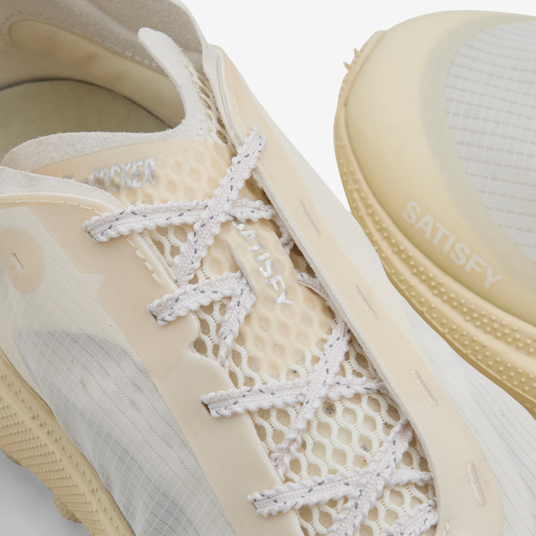 TheROCKER Antique White Footwear