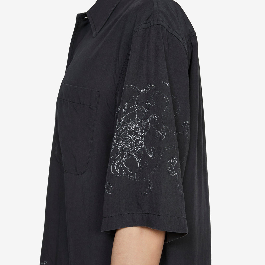 Every Shirt Short Sleeve Skull Vine Print Shirts