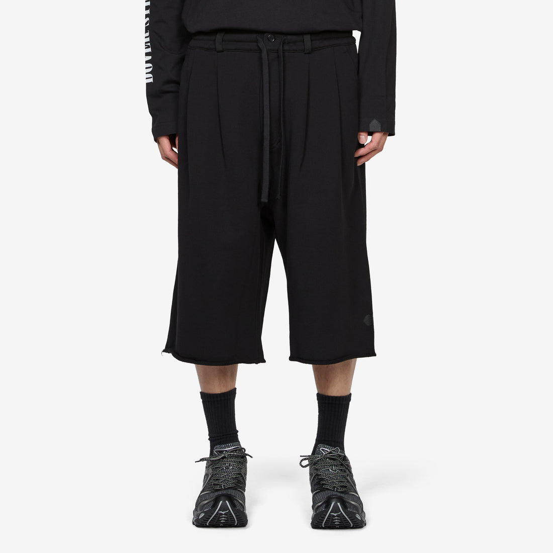 Pleated Shorts Back Pile Black Shorts