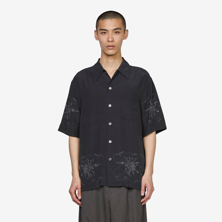 Every Shirt Short Sleeve Skull Vine Print Front