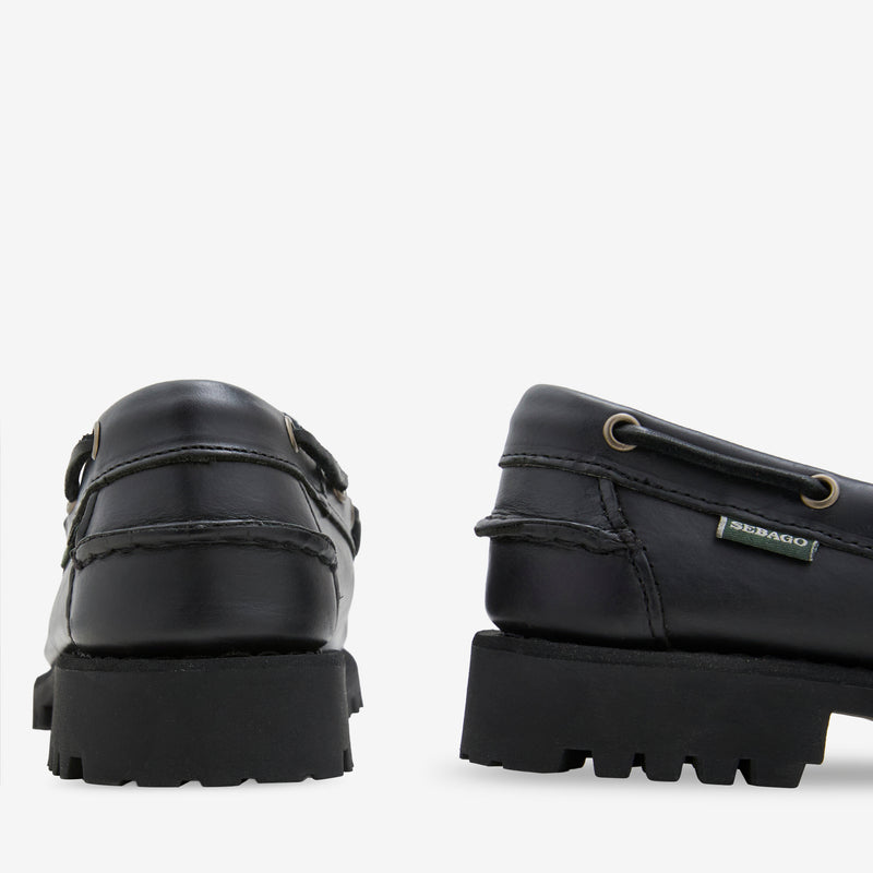 Ranger Waxy Total Black Footwear