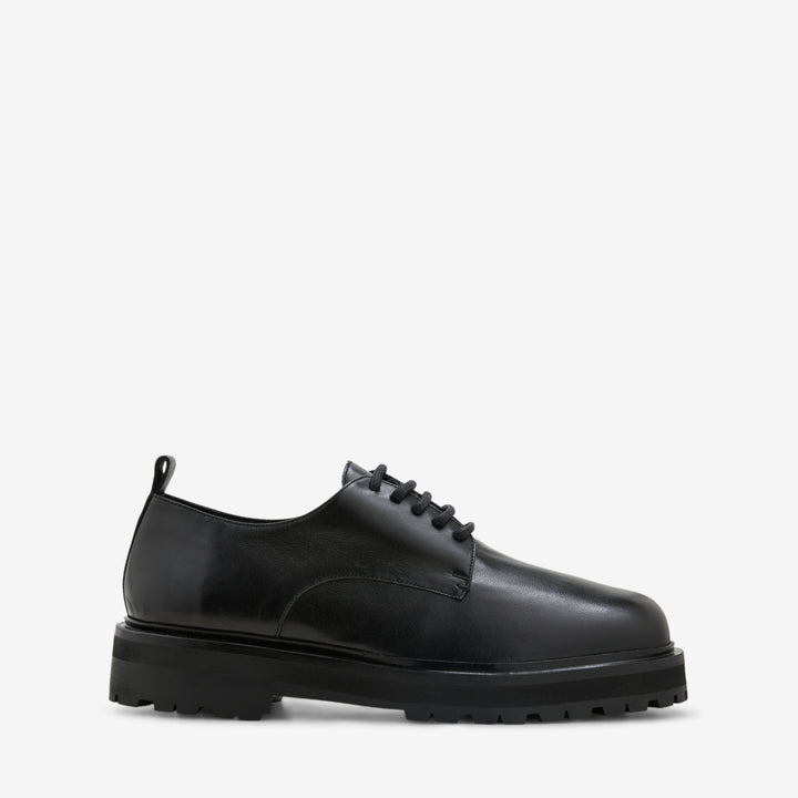 Jackson Derby Black