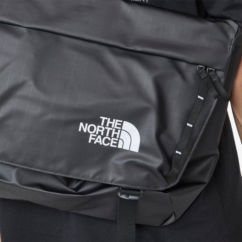Base Camp Voyager Messenger Bag TNF Black | TNF White | NPF Bags