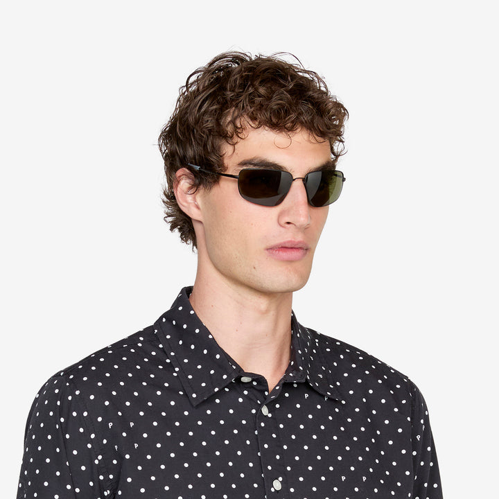 Marathon Matte Black | Green Solid Polarised Lens