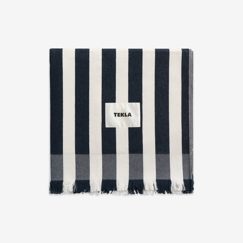 Beach Towel Cala Stripes Lifestyle