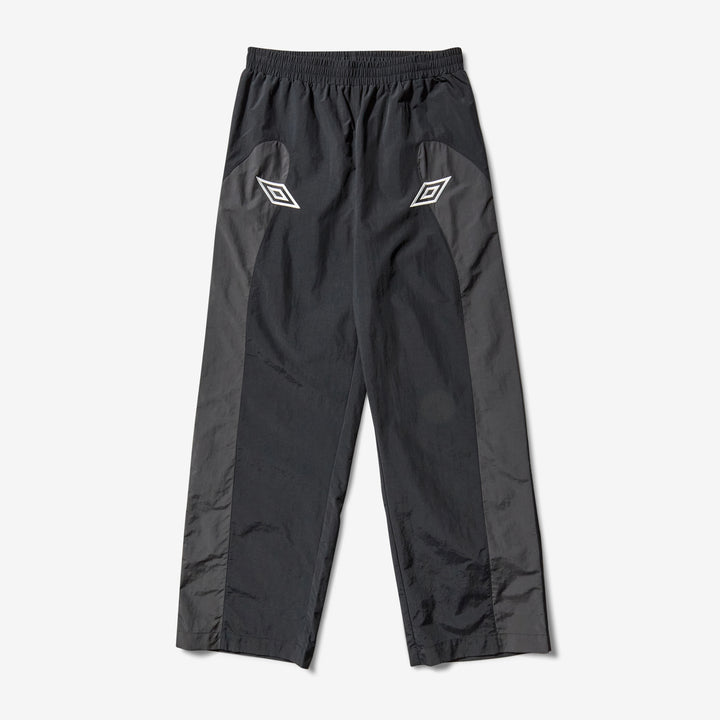 Guarding Tracksuit Pants Black | Charcoal Front