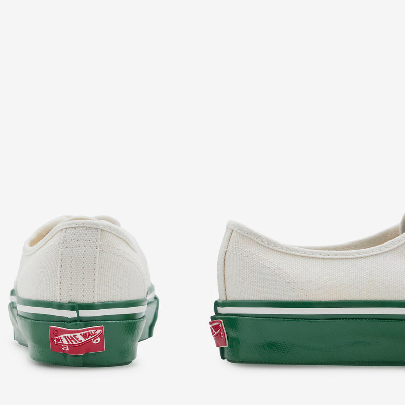 Authentic 44 Duck Canvas White | Green Footwear