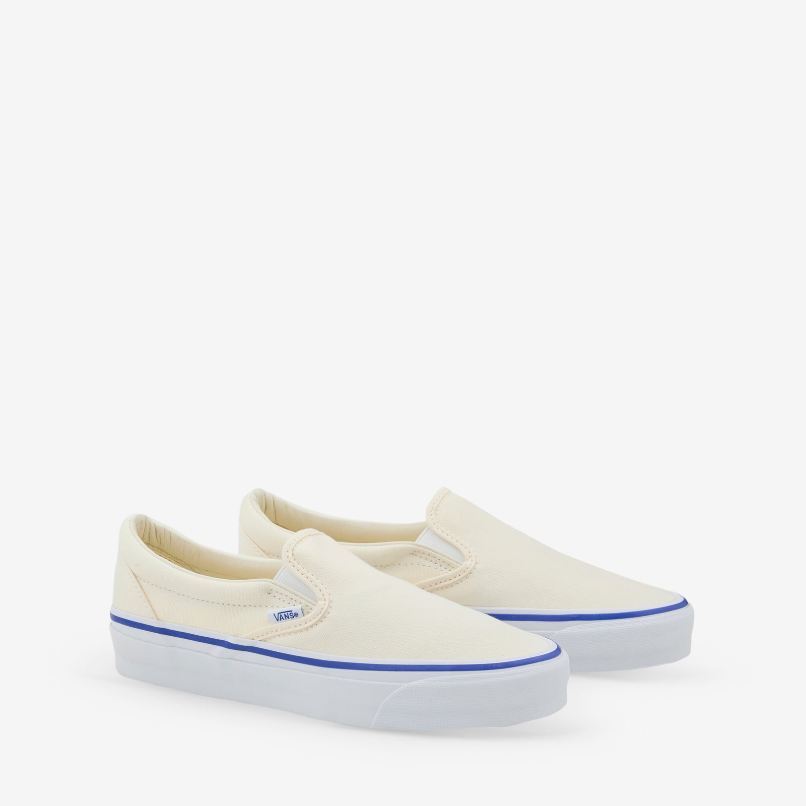 White slip on vans knockoffs hotsell