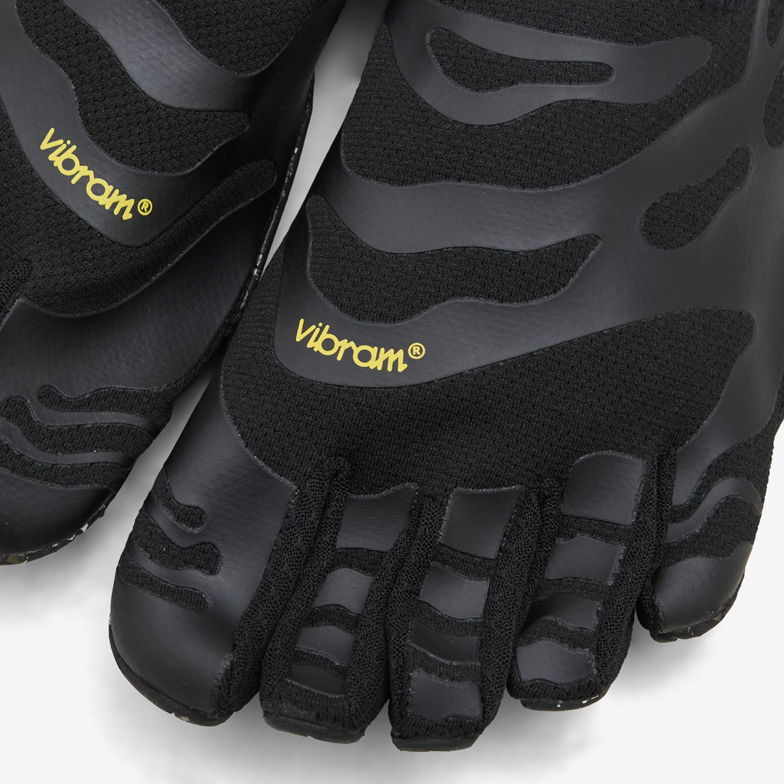 Women's Graspifier Blackout Footwear