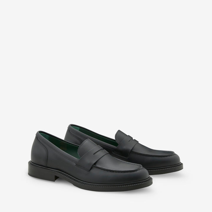 Women's Townee Penny Loafer Black Polido Leather Front