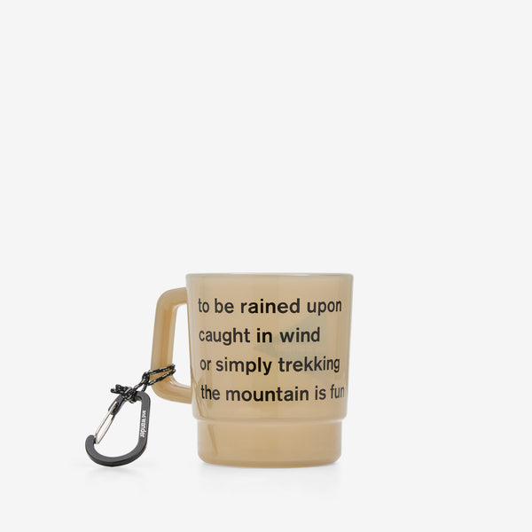 and wander Logo PP Mug Beige Lifestyle
