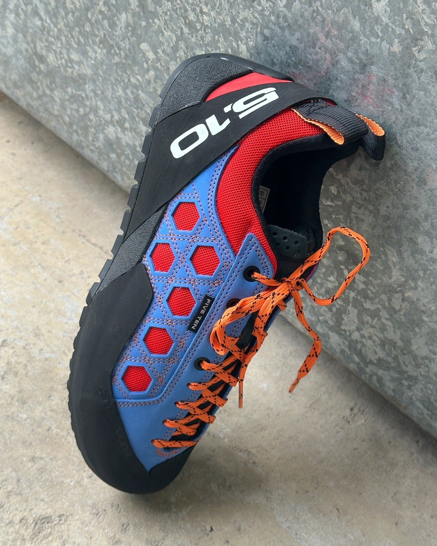 collections-footwear