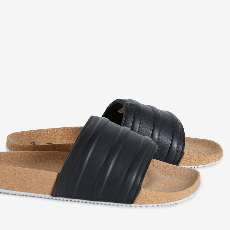 Adilette premium store