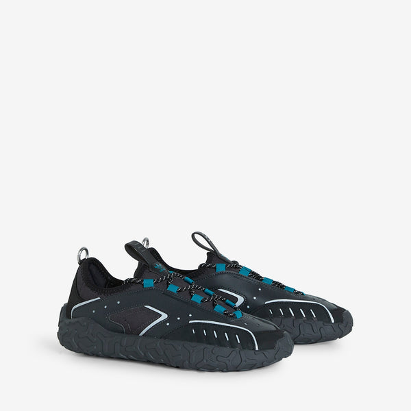 ATRIC23 Core Black | Carbon