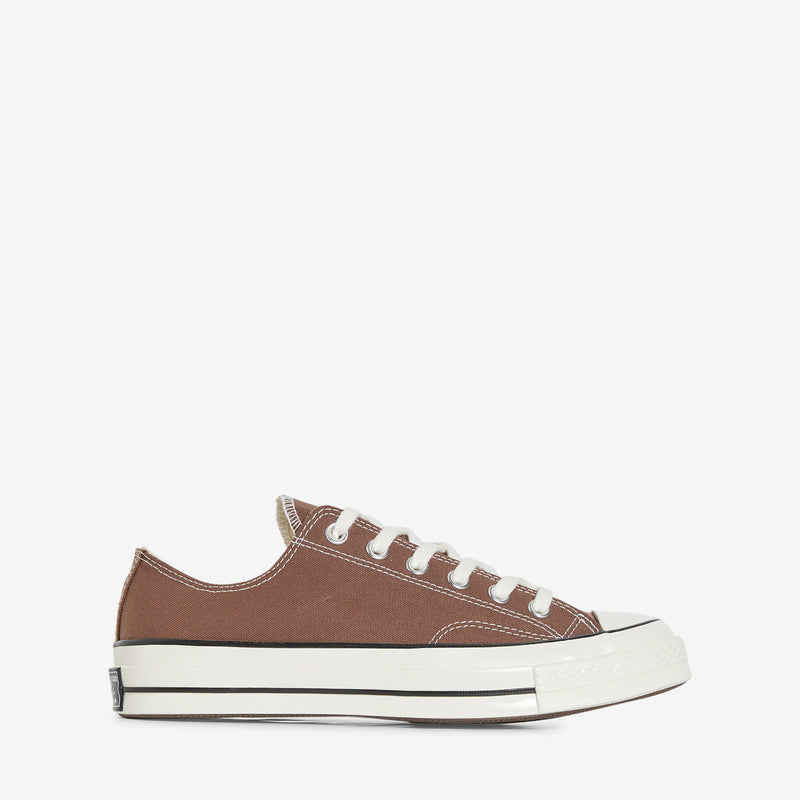 Chuck Taylor '70 Low Squirrel Friend | Egret | Black Footwear